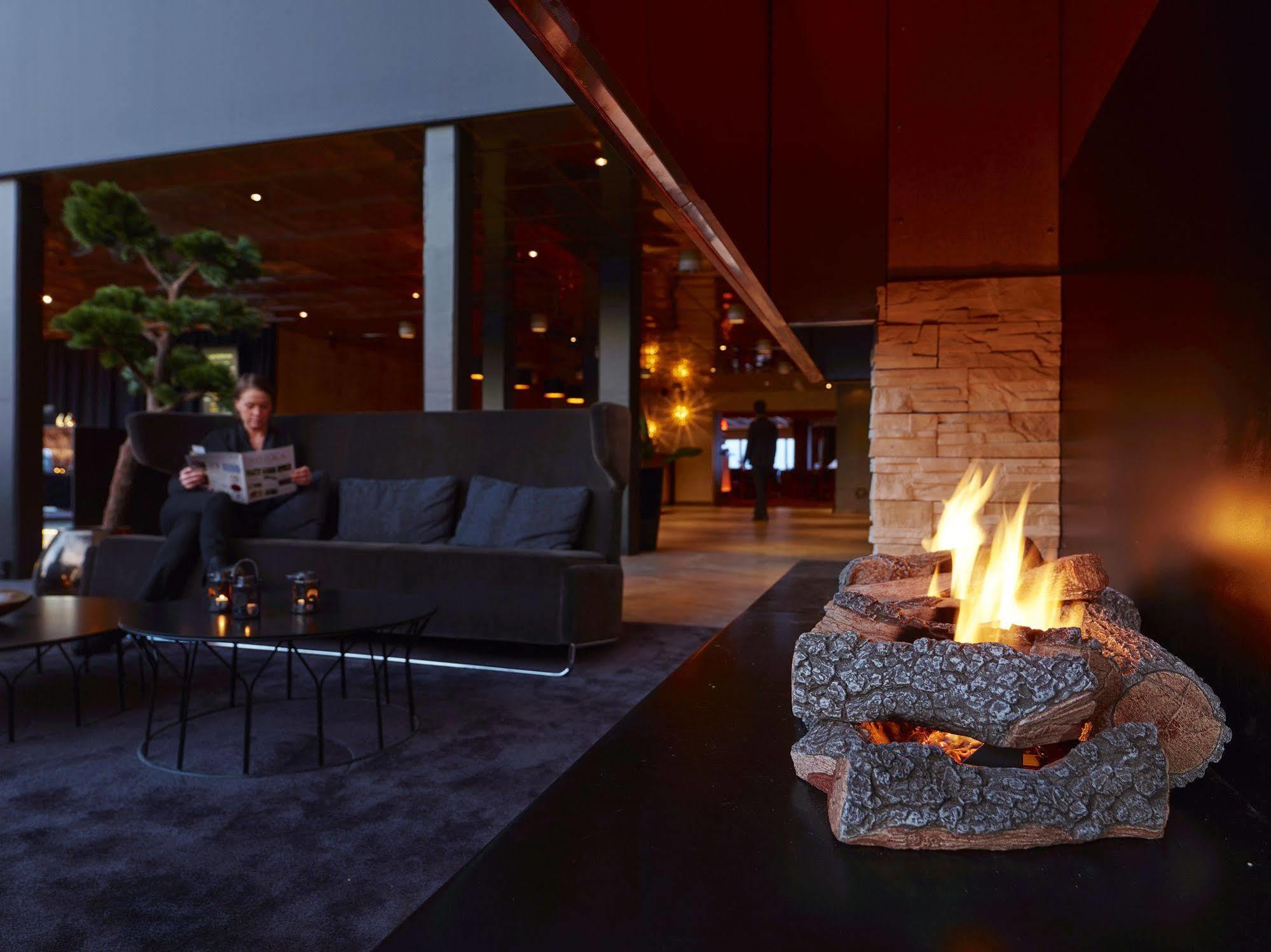 Hotell Soedra Berget Sundsvall Exterior photo